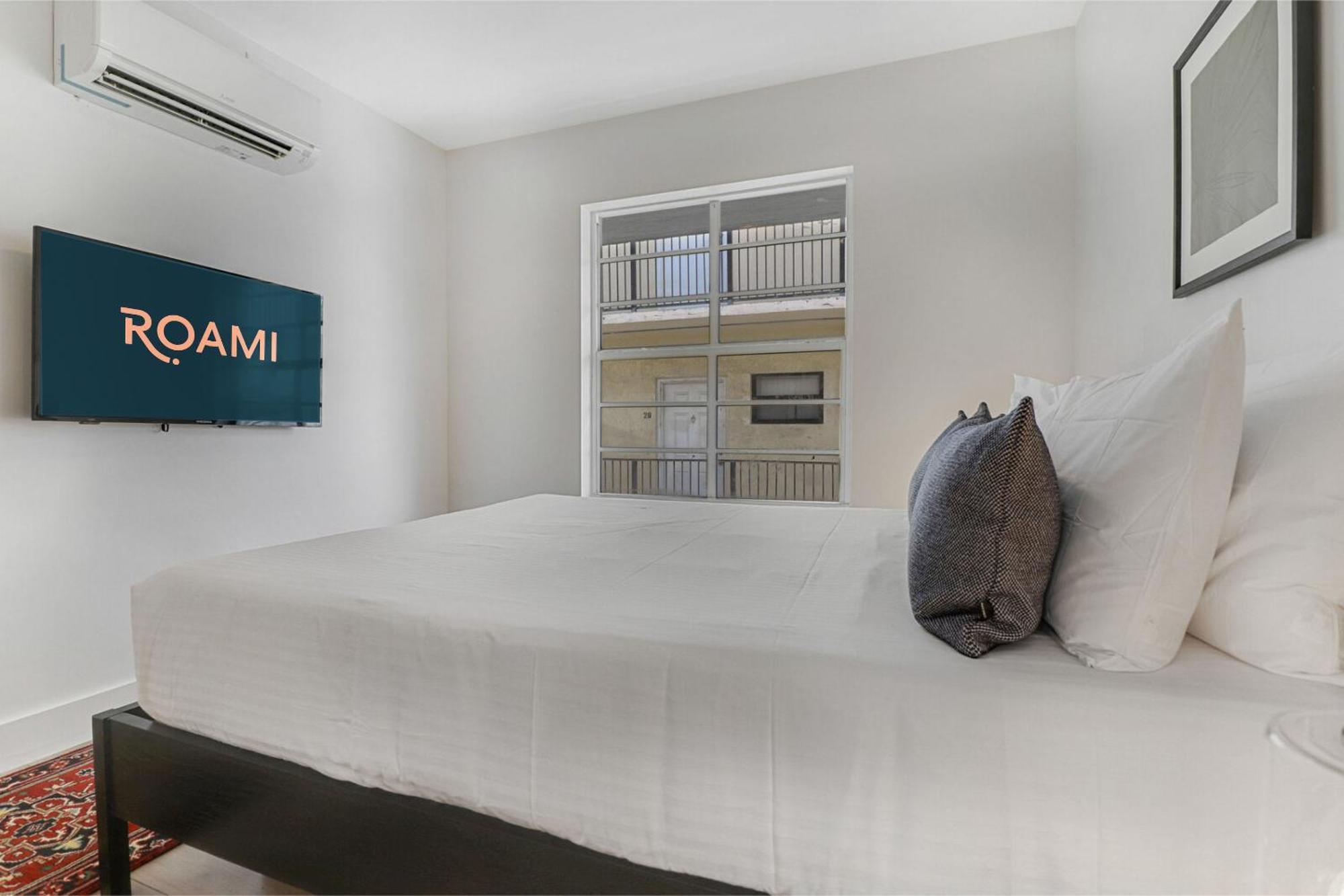 Roami At The Carmela Apartment ไมอามีบีช ห้อง รูปภาพ